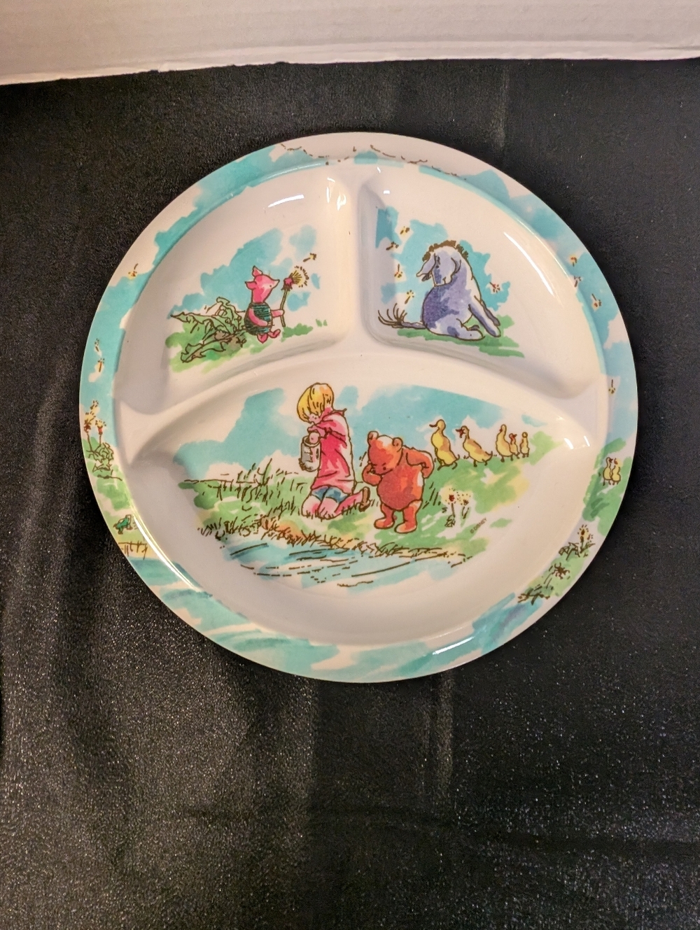 Vintage Classic Winnie the Pooh & Friends  divided plate and bowl set lot of 2 - Picture 2 of 11